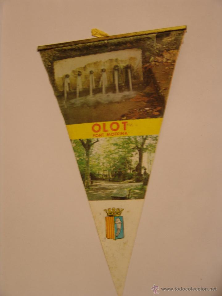 Collection pennants: BANDERIN DE OLOT FONT MOIXINA A&Ntilde;OS 60-70