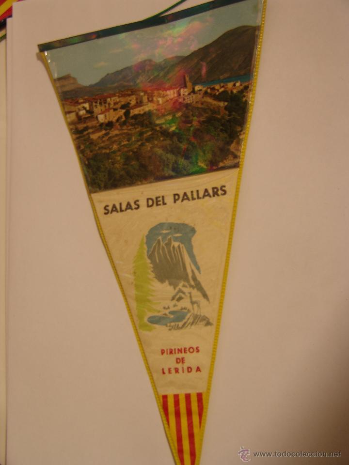 Collection pennants: BANDERIN DE SALAS DEL PALLARS A&Ntilde;OS 60-70