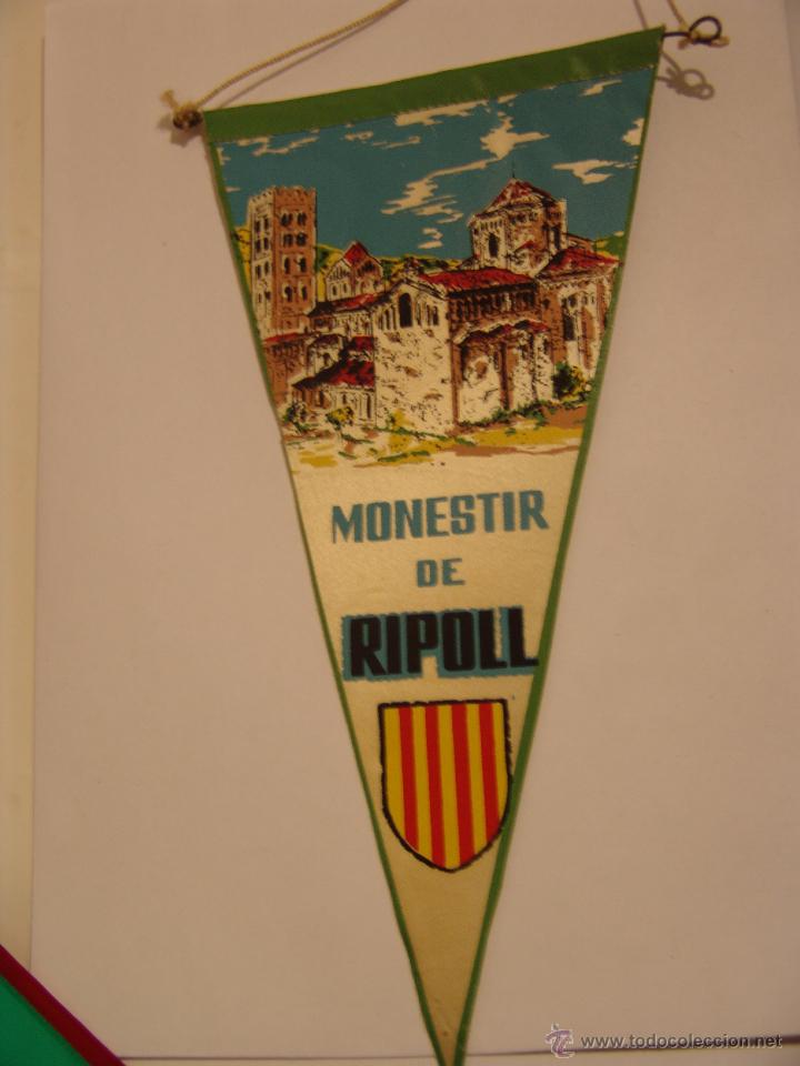 Collection pennants: BANDERIN DE MONESTIR DE RIPOLL A&Ntilde;OS 60-70
