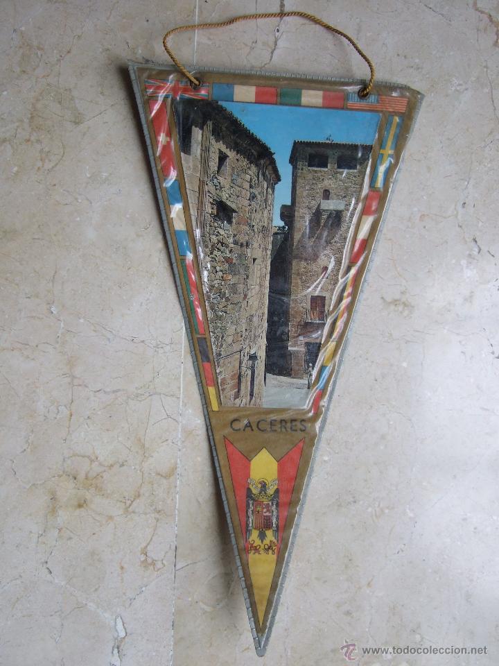 Collection pennants: BANDERIN A&Ntilde;OS 60/70 - CACERES - 28X13