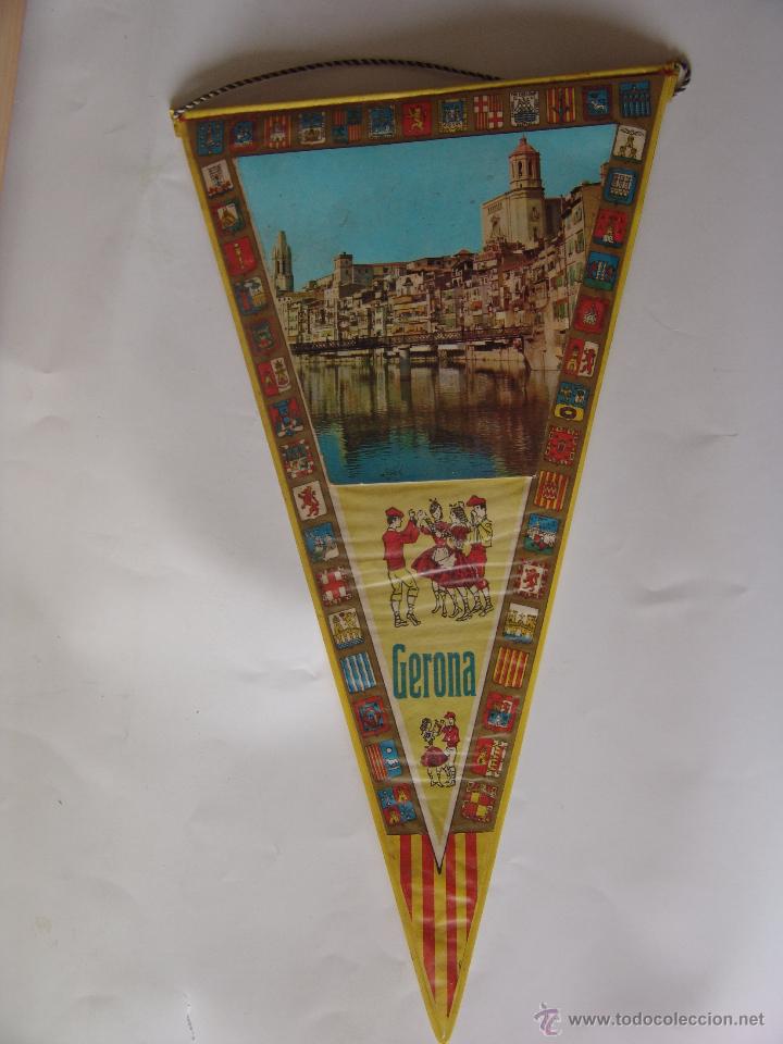 Collection pennants: BANDERIN DE GERONA A&Ntilde;OS 60-70