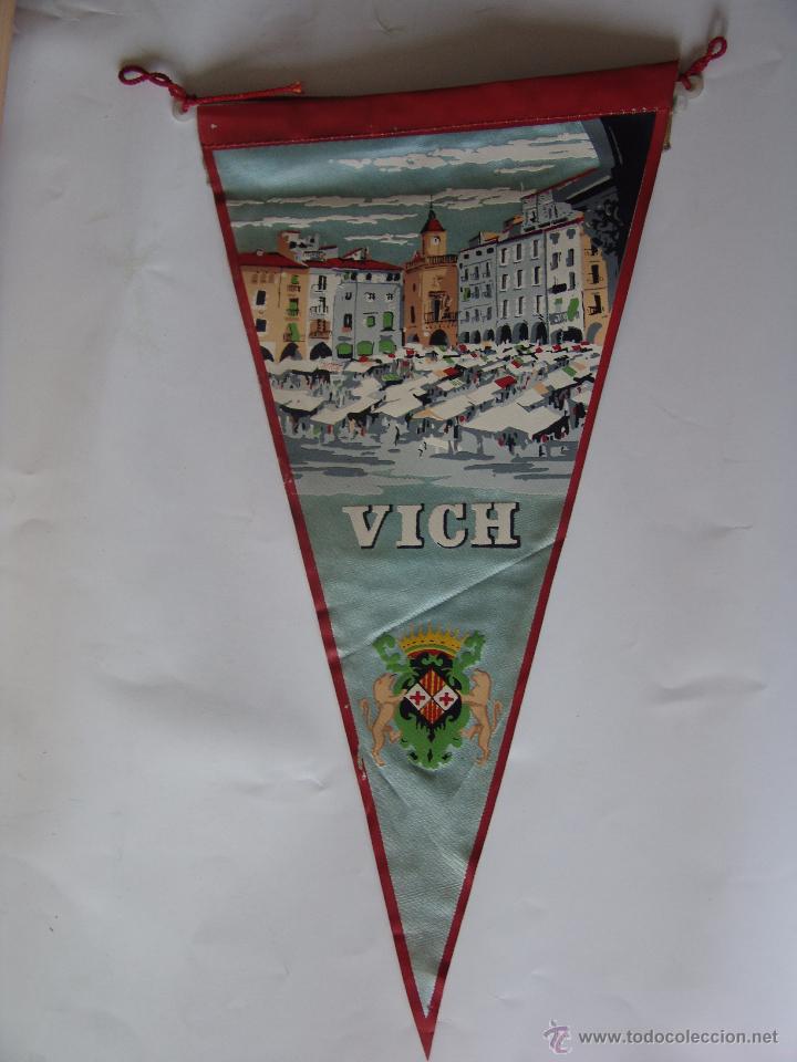 Collection pennants: BANDERIN DE VICH A&Ntilde;OS 60-70