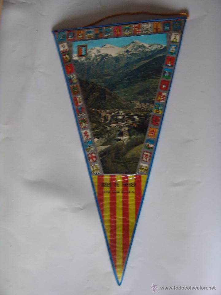 Collection pennants: BANDERIN DE RIBES DE FRESER A&Ntilde;OS 60-70