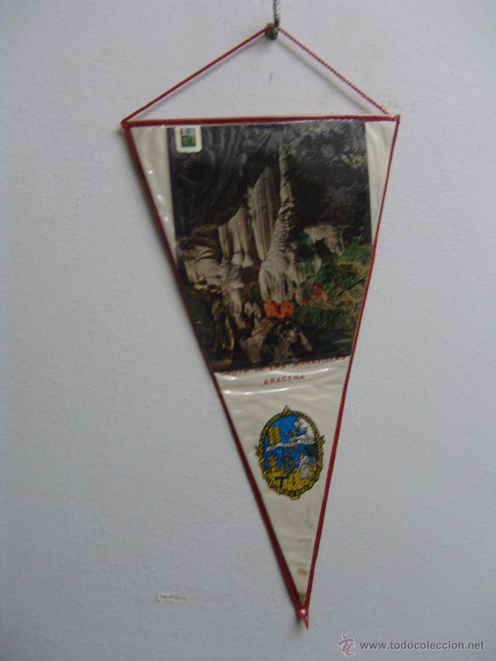 Collection pennants: BANDERIN DE GRUTA DE LAS MARAVILLAS ARACENA A&Ntilde;OS 60-70