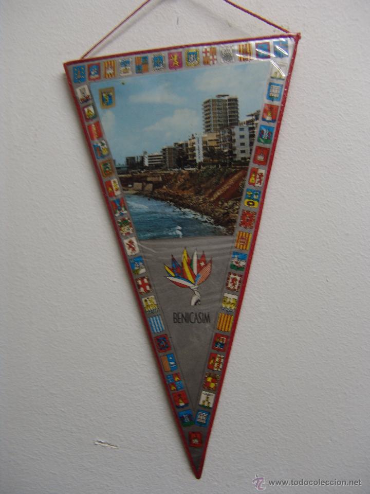 Sammlung von Wimpeln: BANDERIN DE BENICASIM A&Ntilde;OS 60-70