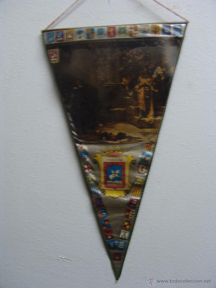 Collection pennants: BANDERIN DE HUESCA A&Ntilde;OS 60-70