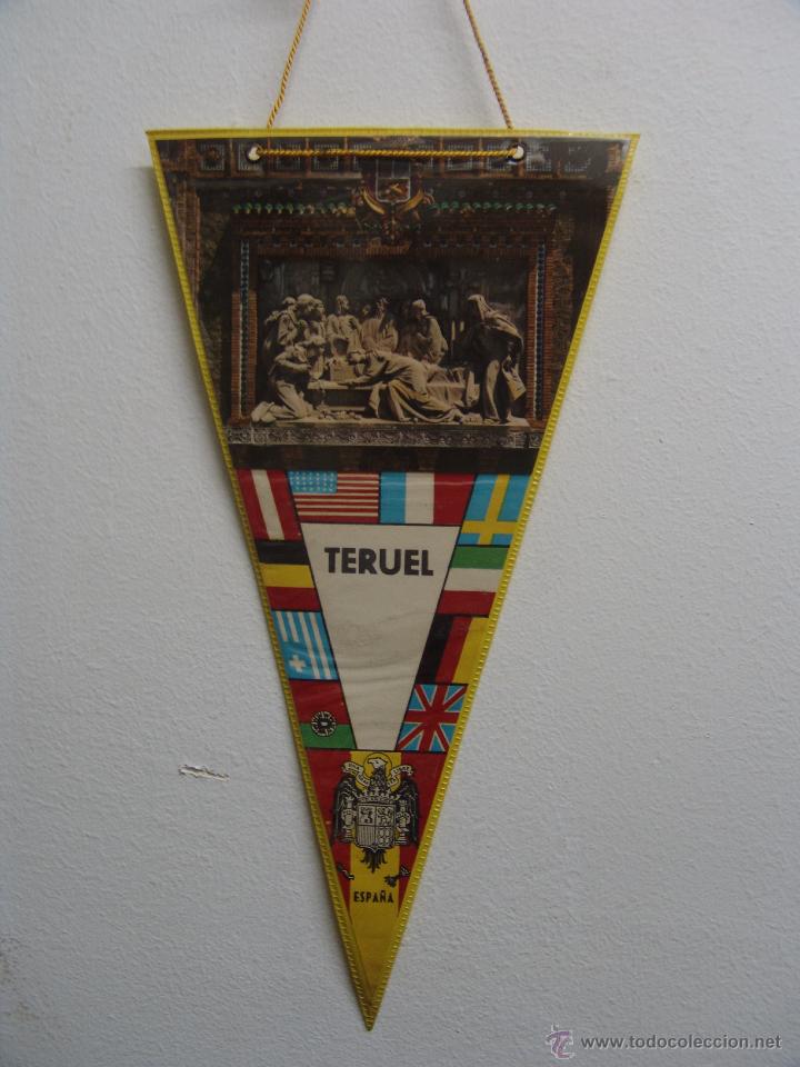Collection pennants: BANDERIN DE TERUEL A&Ntilde;OS 60-70