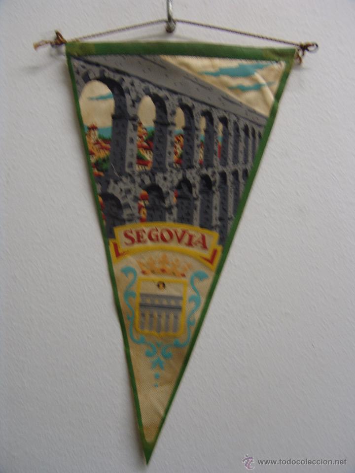 Collection pennants: BANDERIN DE SEGOVIA A&Ntilde;OS 60-70