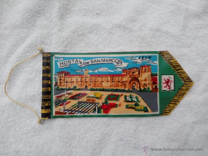 Collection pennants: BANDER&Iacute;N PLASTIFICADO HOSTAL DE SAN MARCOS A&Ntilde;OS 60