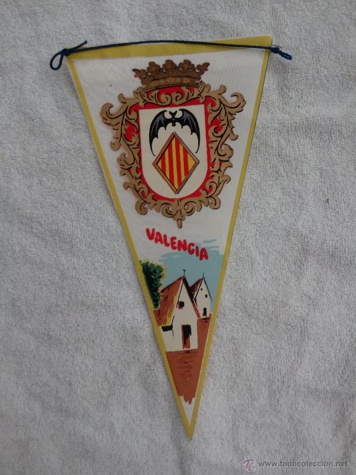 Collection pennants: BANDER&Iacute;N LONA VALENCIA BARRACAS A&Ntilde;OS 60