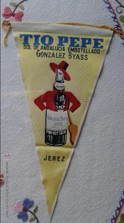 Sammlung von Wimpeln: Vinos Tio Pepe