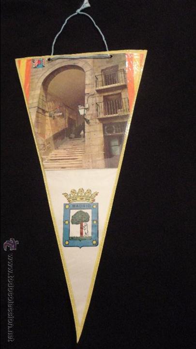 Collection pennants: ANTIGUO BANDERIN DE MADRID.A&Ntilde;OS 60
