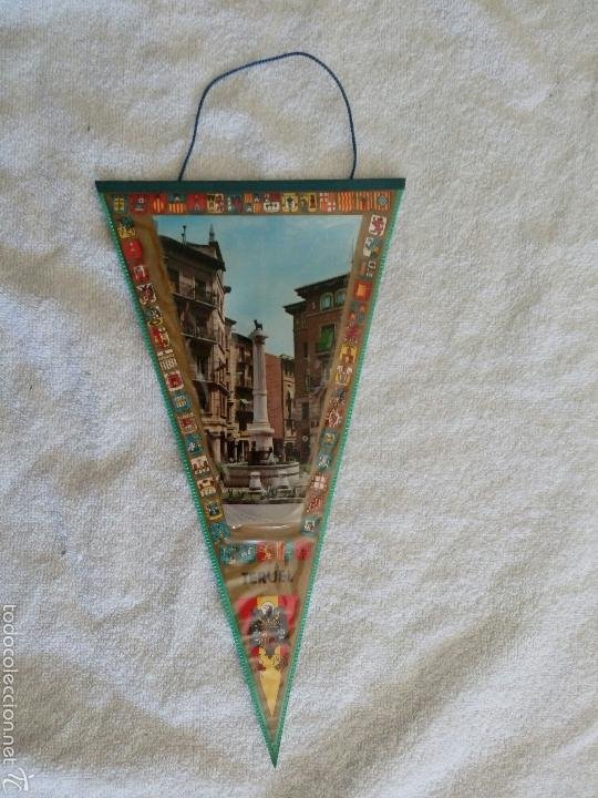 Collection pennants: BANDER&Iacute;N PLASTIFICADO TERUEL A&Ntilde;OS 60
