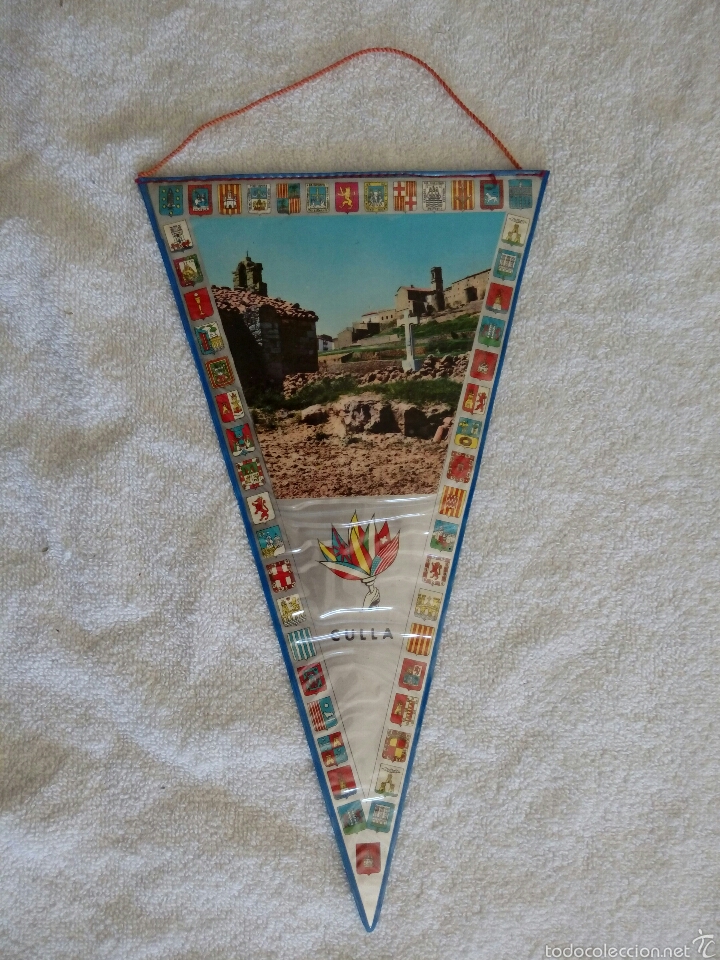 Collection pennants: BANDER&Iacute;N PLASTIFICADO CULLA A&Ntilde;OS 60