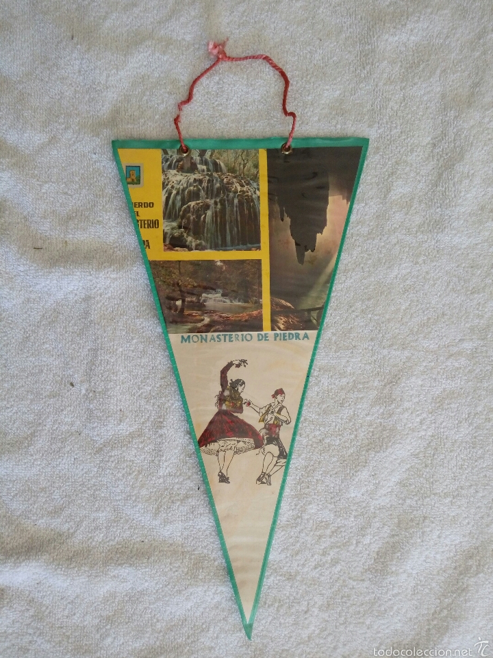 Sammlung von Wimpeln: BANDER&Iacute;N PLASTIFICADO MONASTERIO DE PIEDRA A&Ntilde;OS 60