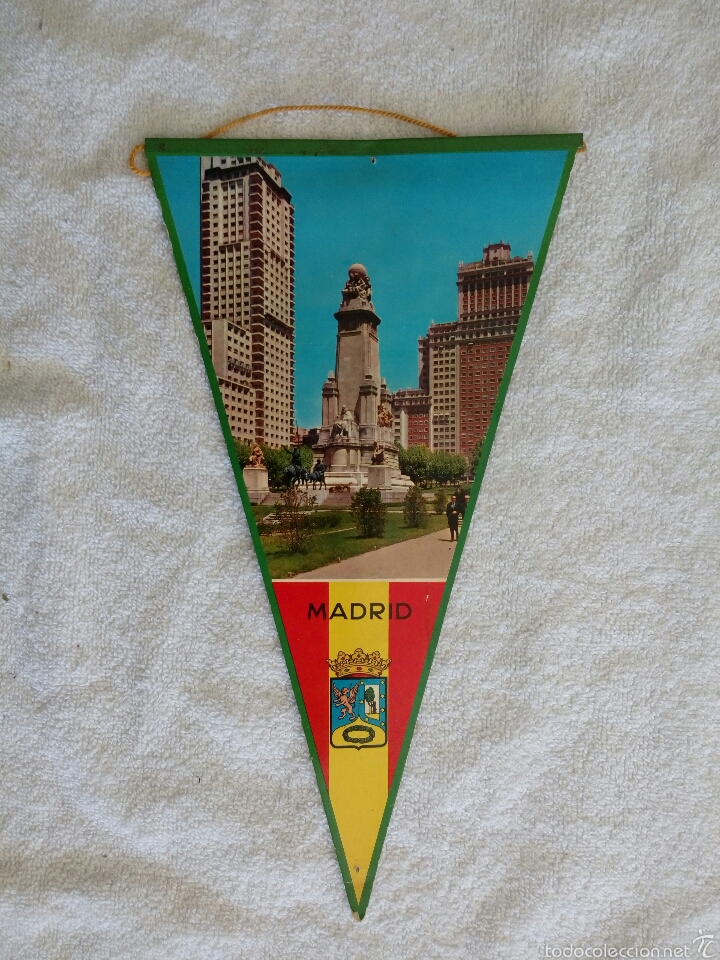 Sammlung von Wimpeln: BANDER&Iacute;N CART&Oacute;N MADRID