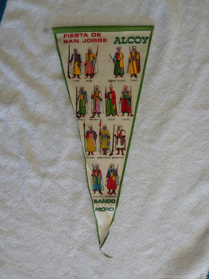 Sammlung von Wimpeln: BANDER&Iacute;N GRANDE LONA FIESTA DE SAN JORGE ALCOY A&Ntilde;OS 60