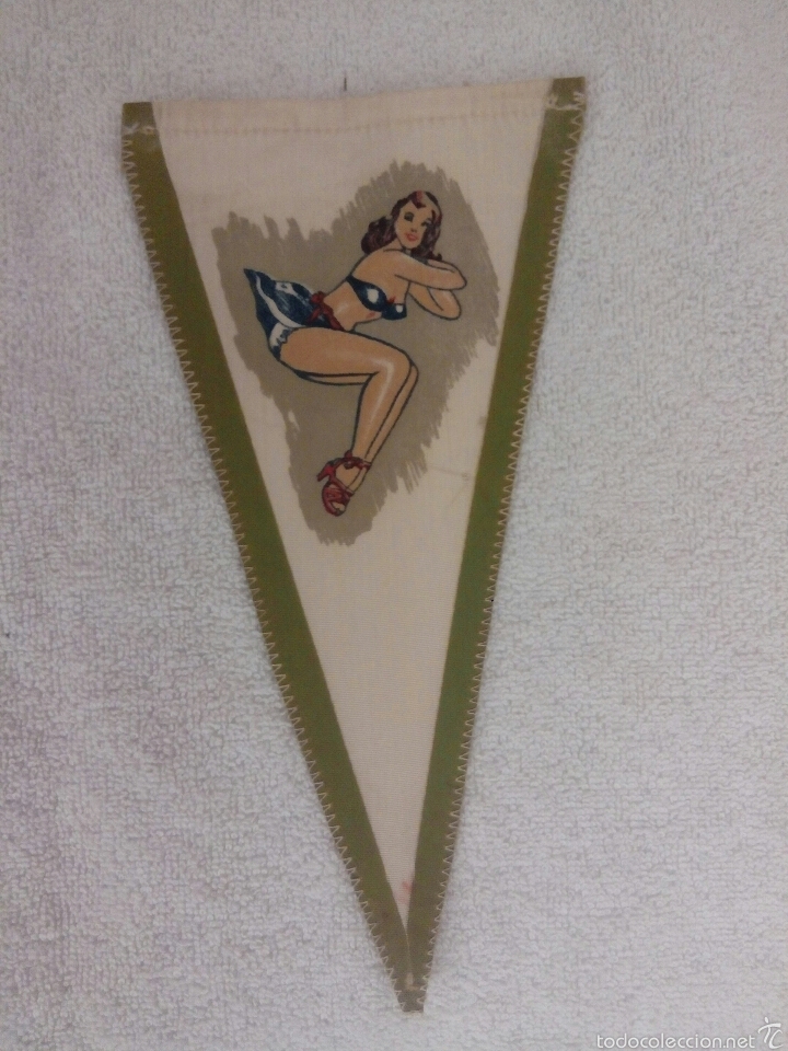 Collection pennants: BANDER&Iacute;N LONA FIGURA FEMENINA A&Ntilde;OS 60