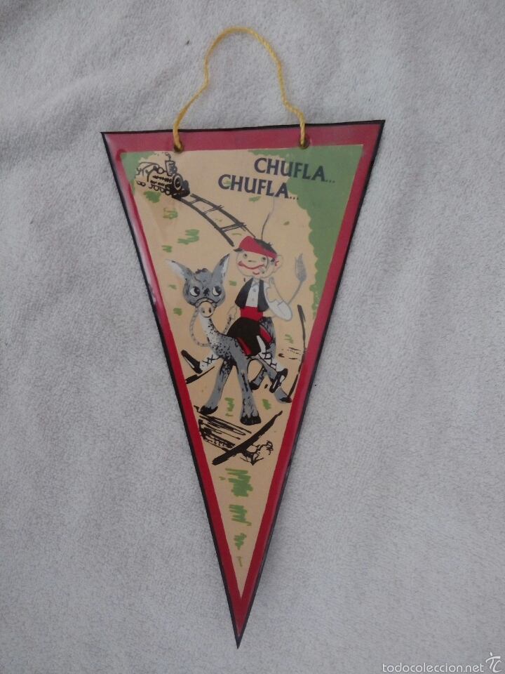 Collection pennants: BANDER&Iacute;N PLASTIFICADO CONMEMORACI&Oacute;N A PEL&Iacute;CULA CHUFLA CHUFLA A&Ntilde;OS 60
