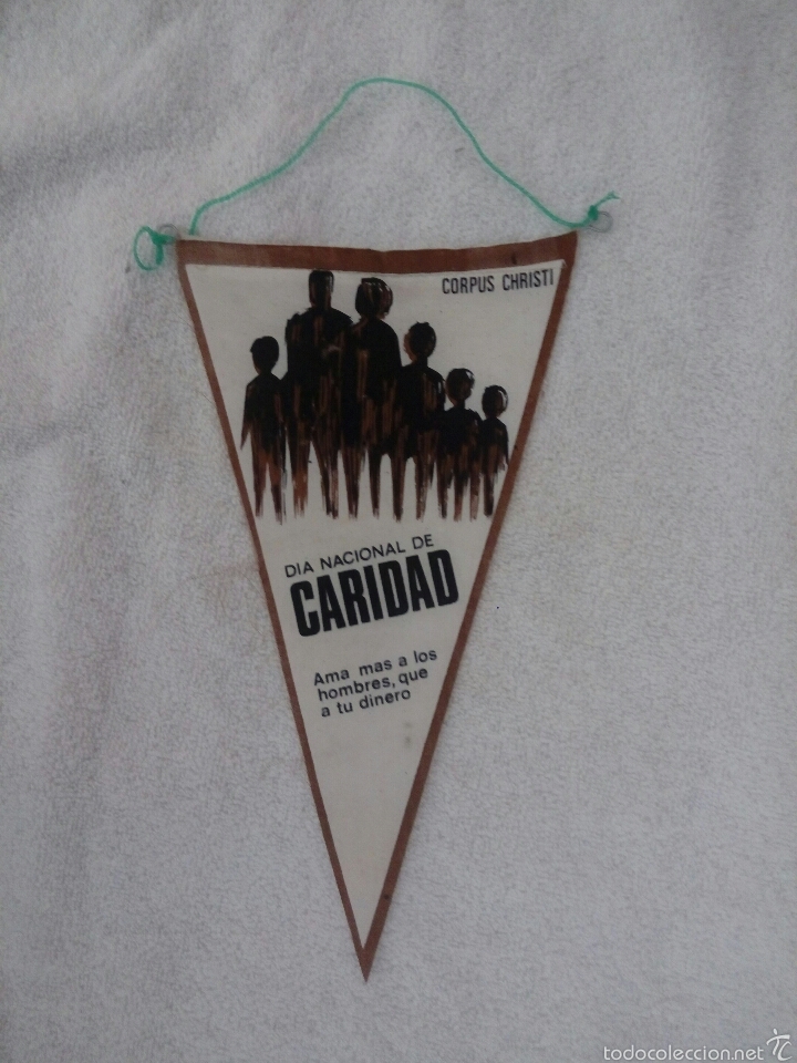 Collection pennants: BANDER&Iacute;N LONA CORPUS CHRISTI DIA NACIONAL DE CARIDAD A&Ntilde;OS 60