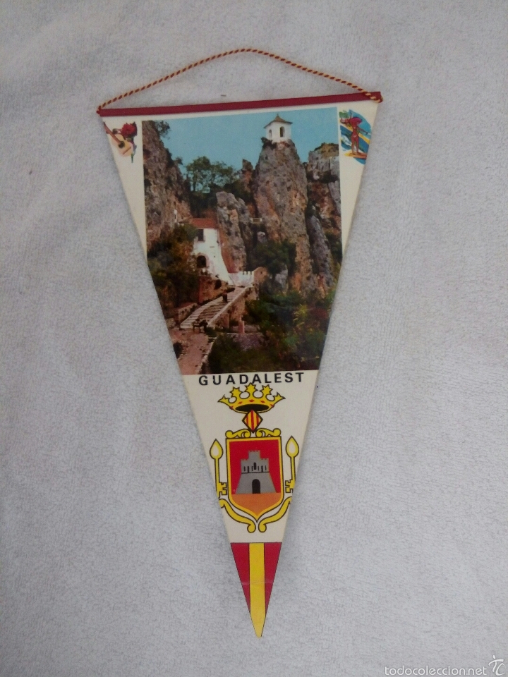 Collection pennants: BANDER&Iacute;N CART&Oacute;N LACADO GUADALEST COSTA BLANCA A&Ntilde;OS 60