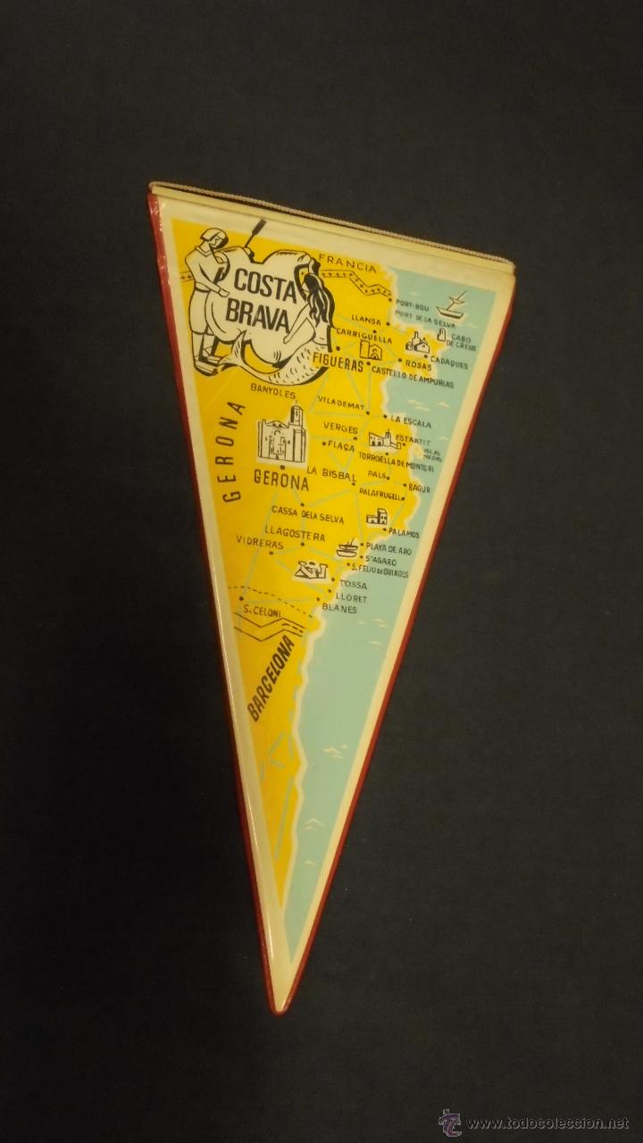 Collection pennants: BANDERIN  - COSTA BRAVA - APROX. 28 CM X 15 CM. -