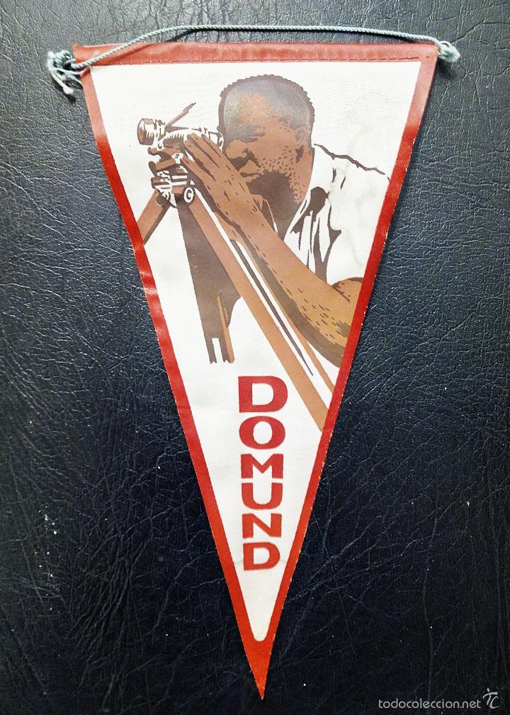 Fanions de collection: BANDER&Iacute;N DOMUND - A&Ntilde;OS 60.