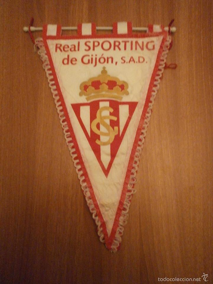 Fanions de collection: BANDERIN.REAL SPORTING DE GILON, S.A.D.