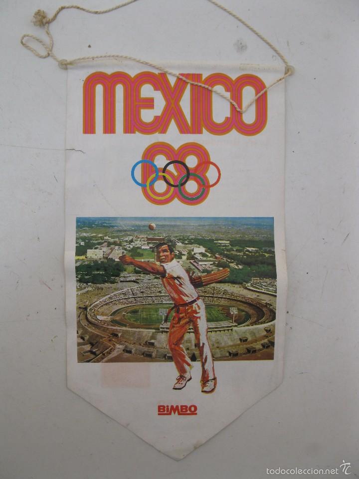 Sammlung von Wimpeln: ANTIGUO BANDER&Iacute;N M&Eacute;XICO 68 DE BIMBO.