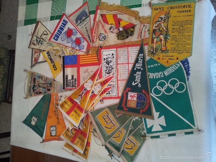 Sammlung von Wimpeln: Lote de 24 banderines de organizaciones e instituciones diversas a&ntilde;os 60