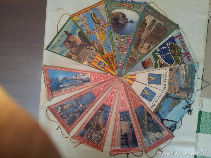 Sammlung von Wimpeln: Lote de 12 banderines Poblaciones de Catalunya: Girona y Costa brava