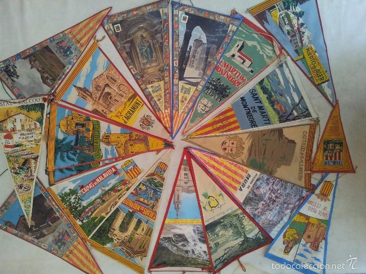 Sammlung von Wimpeln: Lote de 19 banderines Poblaciones de Catalunya a&ntilde;os 60: Catalunya Central (variados).