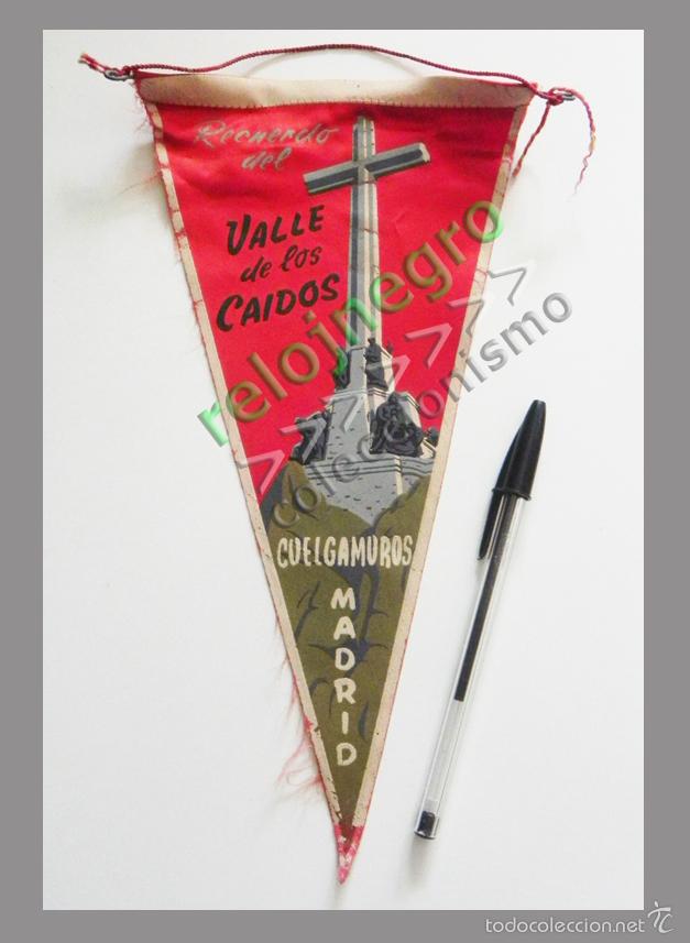 Sammlung von Wimpeln: ANTIGUO BANDER&Iacute;N DEL VALLE DE LOS CA&Iacute;DOS - EX TUMBA DICTADOR FRANCO - RECUERDO DE CUELGAMUROS - CRUZ