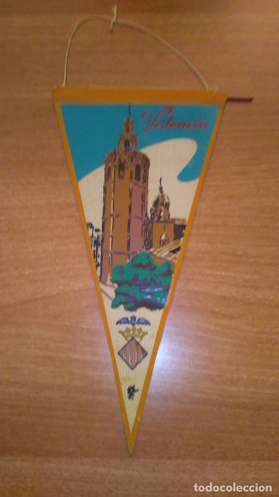 Sammlung von Wimpeln: BANDERIN   DE VALENCIA