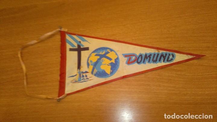 Sammlung von Wimpeln: BANDERIN DOMUNT