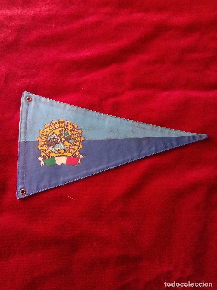 Bandierine di collezione: vespa club de italia de plastico duro 27cm