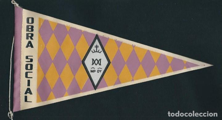 Bandierine di collezione: AG 50 - BANDERIN DE LA OBRA SOCIAL EN TELA SERIGRAFIADO EN COLOR A&Ntilde;OS 60 PERFECTO
