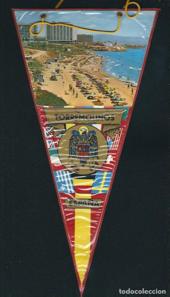 Bandierine di collezione: R 50 - ANTIGUO BANDERIN DE PLASTICO  TORREMOLINO