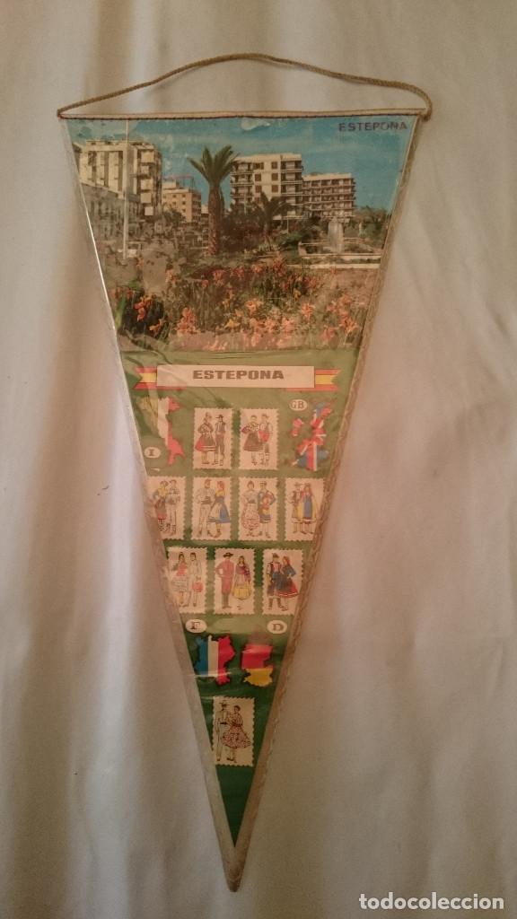 Sammlung von Wimpeln: BANDERIN DE ESTEPONA