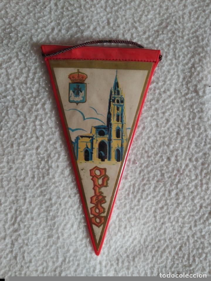Bandierine di collezione: Peque&ntilde;o banderin Oviedo