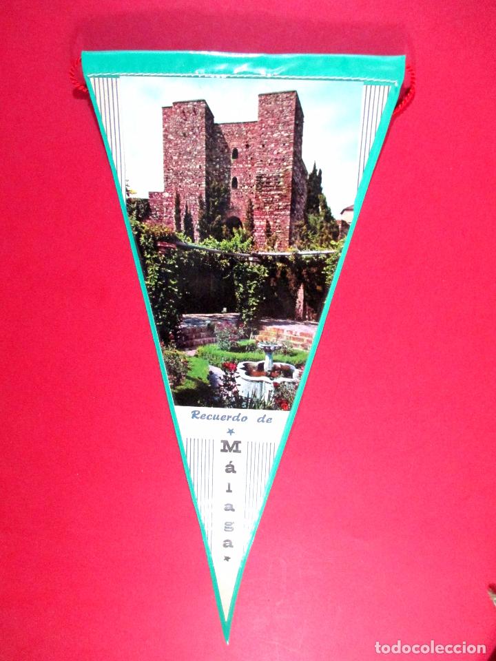 Bandierine di collezione: BANDER&Iacute;N PL&Aacute;STICO , TURISMO, RECUERDO DE M&Aacute;LAGA