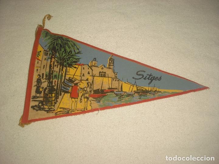 Bandierine di collezione: ANTIGUO BANDERIN DE SITGES  EN TELA