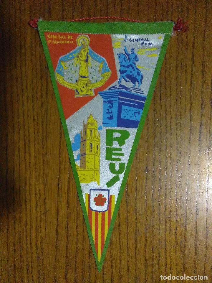 Galhardetes de cole&ccedil;&atilde;o: BANDERIN REUS EN TELA_A&Ntilde;OS 60 GENERAL PRIM_NTRA. SE&Ntilde;ORA DE LA MISERICORDIA COMO NUEVO!!!