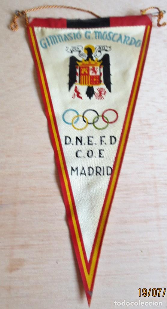 Banderin Gimnasio Moscardo Anos 60 Comprar Banderines Antiguos Y De Coleccion En Todocoleccion