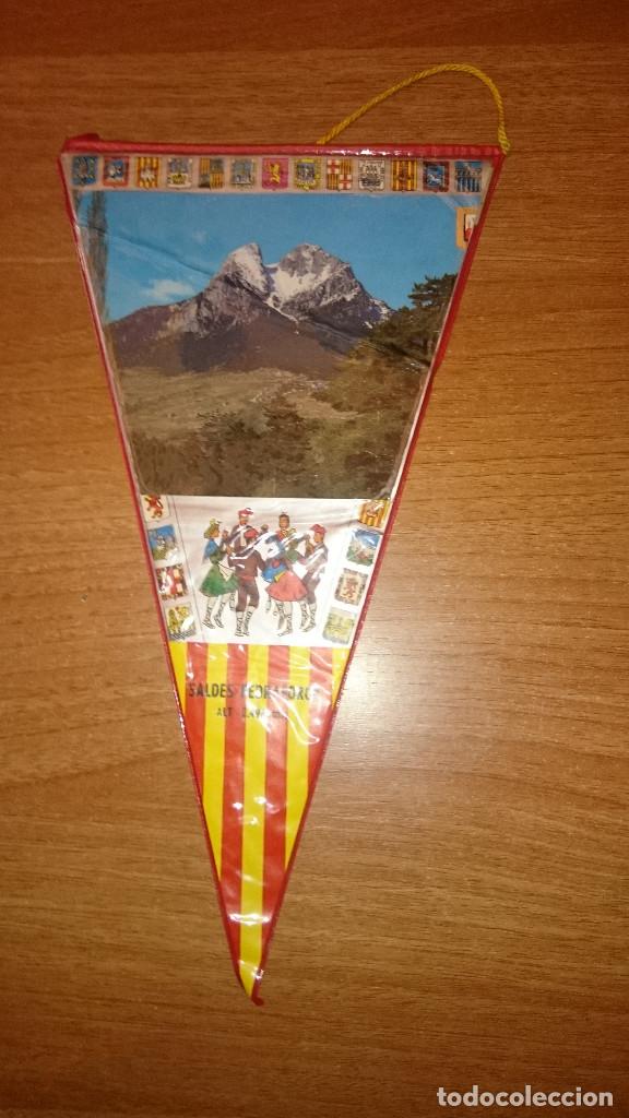 Bandierine di collezione: BANDERIN SALDES PEDRAFORCA