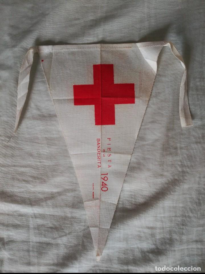 Fanions de collection: banderin cruz roja fiesta de la banderita de 1940 en tela