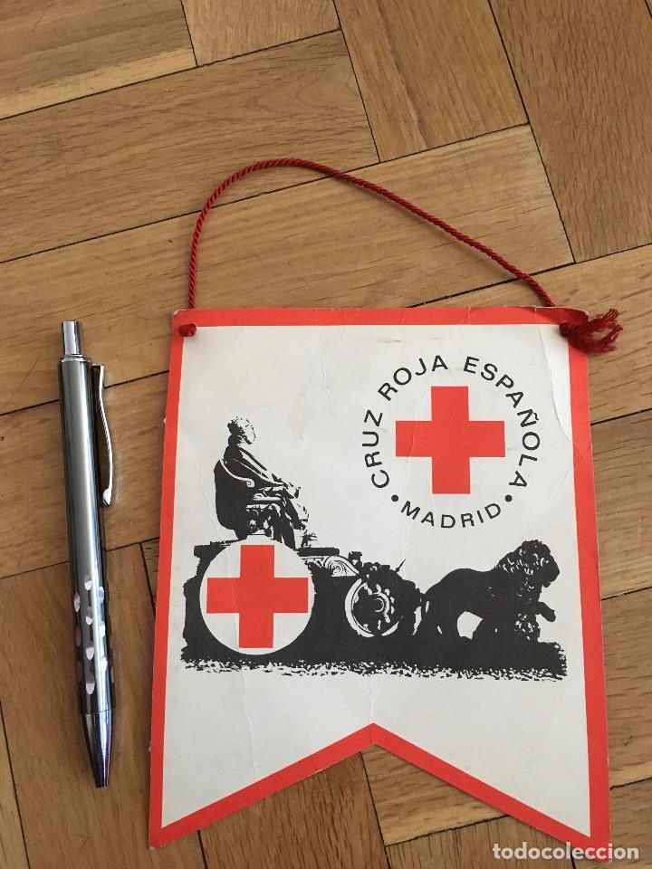 Sammlung von Wimpeln: BANDERIN ORIGINAL PEQUE&Ntilde;O CRUZ ROJA ESPA&Ntilde;OLA MADRID LAS CIBELES