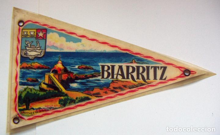 Galhardetes de cole&ccedil;&atilde;o: BANDERIN PEQUE&Ntilde;O DE BIARRITZ PLASTIFICADO A&Ntilde;OS 60 A 70