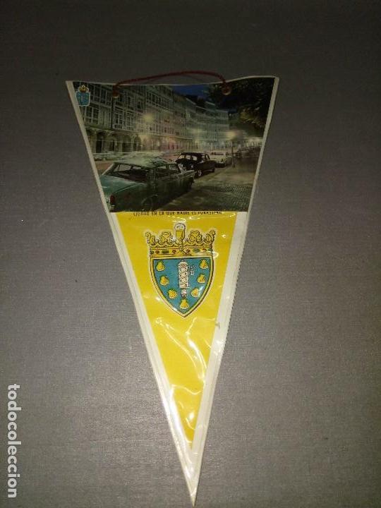Bandierine di collezione: 918- ANTIGUO BANDER&Iacute;N DE LA CORU&Ntilde;A ( SPAIN) CIUDAD EN LA QUE NADIE ES FORASTERO 60/70