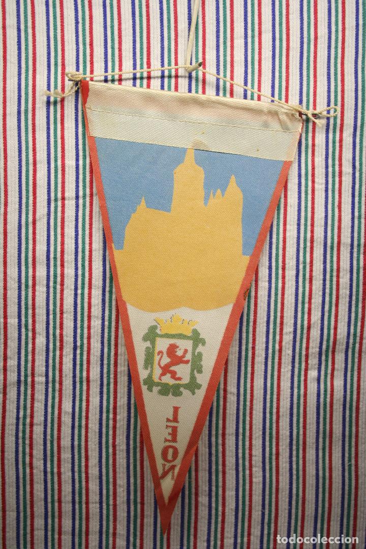 Banderines de colecci&oacute;n: BANDERIN DE LEON, LA CATEDRAL - Foto 4